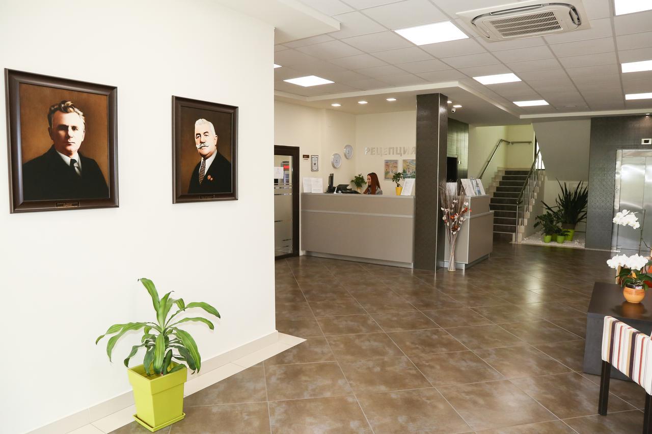 Hotel-Clinic Dr. Gechevi Pavel Banya Esterno foto